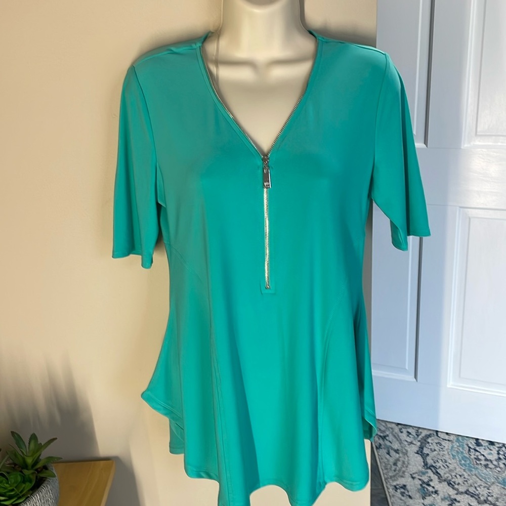 Chaus New York front zipper blouse